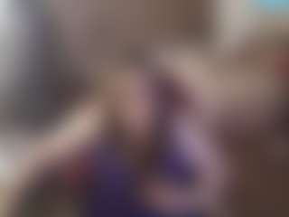 Live cam show with ireallysquirt - Granny on Milf Play