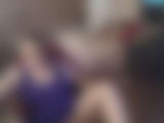 Live cam show with ireallysquirt - Thick on fuck-show.com