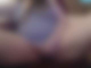 Live cam show with ireallysquirt - Granny Brown Hair on Camsoda