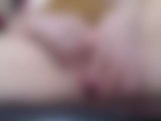 Show de cam en vivo con ireallysquirt - Granny BBW en Camsoda