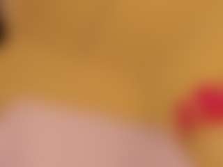 Live cam show with gabbyhaze - Spank Brown Hair on Camsoda