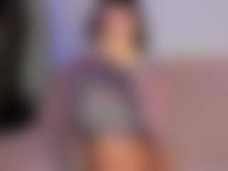 Live cam show with Amelie - Nipple Piercings on Nude Live Now