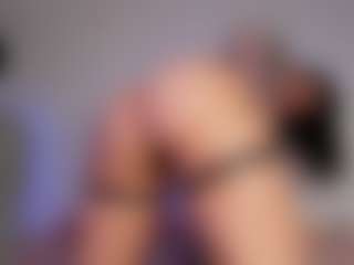 Live cam show with Amelie - Latina on xDating | colombia