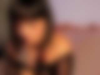 Live cam show with Amelie - Squirt on Dare Cams