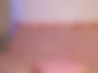 Live cam show with Amelie - Ass Clapping on Camsoda
