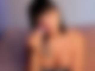 Amelie's Live Sex Cam Show