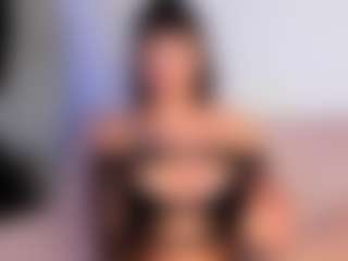 Live cam show with Amelie - Foot Fetish on AdultVida.com