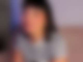 Live cam show with Amelie - Squirt on live18s.com