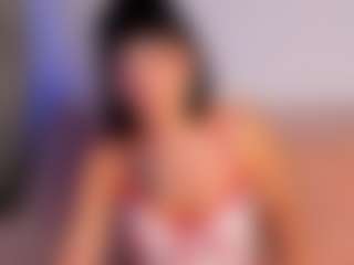 Live cam show with Amelie - Athletic on Strip Flash - Live Sex Shows