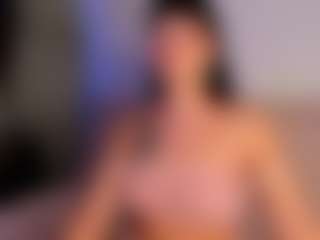 Amelie's Live Sex Cam Show