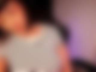 Live cam show with Amelie - Ass Clapping on Camsoda