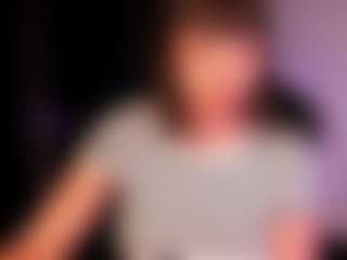 Amelie's Live Sex Cam Show