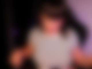 Amelie's Live Sex Cam Show