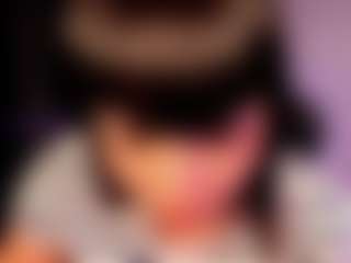 Amelie's Live Sex Cam Show