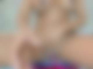 Mia wilddoll's Live Sex Cam Show