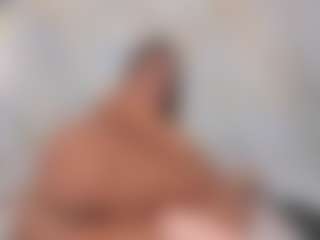 Live cam show with Mia wilddoll - Public on livesuperchat.net