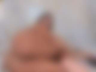 Mia wilddoll's Live Sex Cam Show