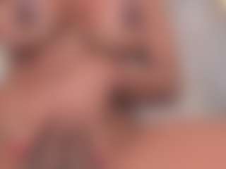 Mia wilddoll's Live Sex Cam Show