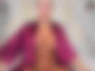 Mia wilddoll's Live Sex Cam Show