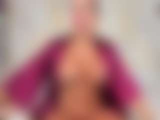 Mia wilddoll's Live Sex Cam Show