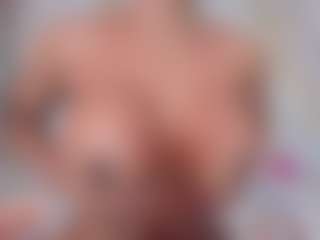 Mia wilddoll's Live Sex Cam Show