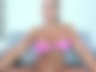 Mia wilddoll's Live Sex Cam Show