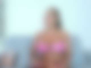 Mia wilddoll's Live Sex Cam Show