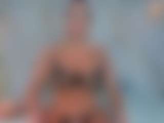 Live cam show with Mia wilddoll - Nipple Piercings on hornycams.live