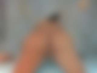 Mia wilddoll's Live Sex Cam Show