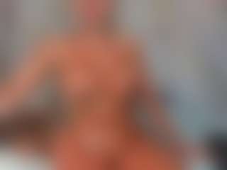 Mia wilddoll's Live Sex Cam Show
