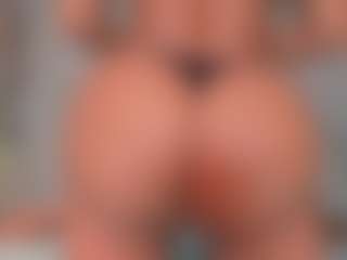 Mia wilddoll's Live Sex Cam Show