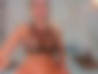 Live cam show with Mia wilddoll - Domina on Big Tits