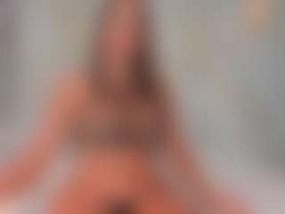 Mia wilddoll's Live Sex Cam Show