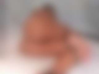 Mia wilddoll's Live Sex Cam Show