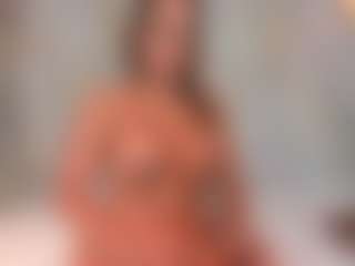 Mia wilddoll's Live Sex Cam Show