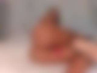 Mia wilddoll's Live Sex Cam Show