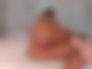 Mia wilddoll's Live Sex Cam Show