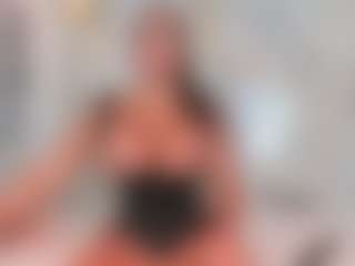 Mia wilddoll's Live Sex Cam Show