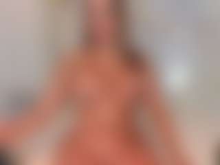 Mia wilddoll's Live Sex Cam Show