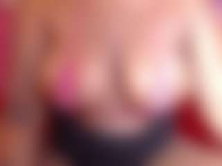 Live cam show with Ginna - Ebony on Streamer API | colombia