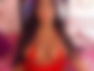 Live cam show with Ginna - Mature on Camsoda