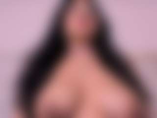 I S A B E L L A's Live Sex Cam Show
