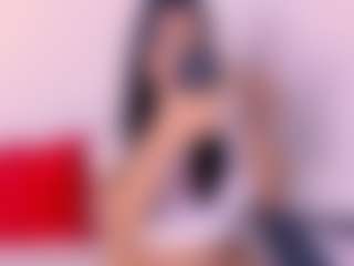 Live cam show with I S A B E L L A - Squirt on Camsoda
