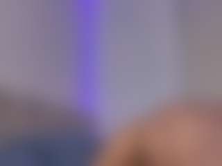 Live cam show with SHAROM - Petite on boobsie.com
