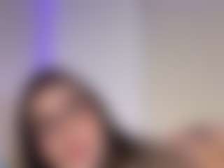 Live cam show with SHAROM - Blonde Hair on Camsoda