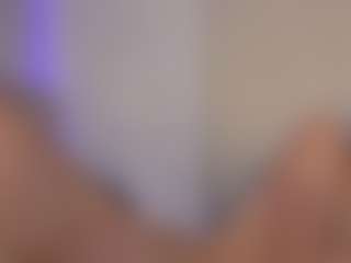 Live cam show with SHAROM - Gape on Camsoda