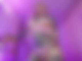 Live cam show with angela cianuro - Bedroom on CamSodaAdn