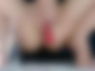 squirtyshow's Live Sex Cam Show