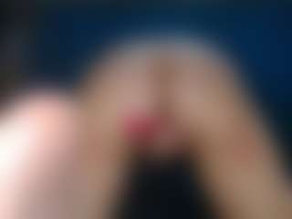 squirtyshow's Live Sex Cam Show