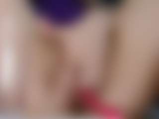 Live cam show with squirtyshow - Thong on SxyPornLive